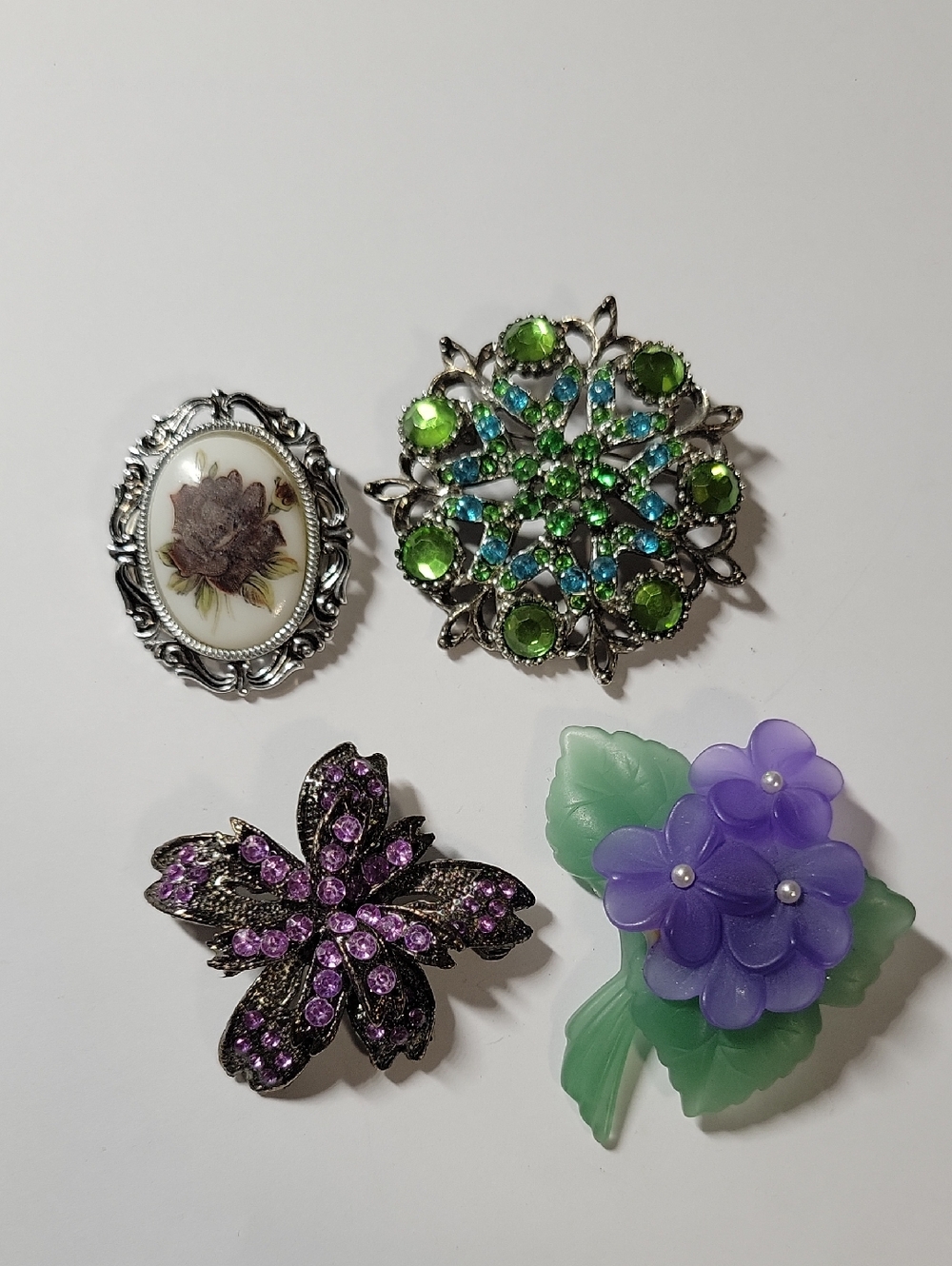 Purple Floral Resin Brooch with Pearl Accents - Unbranded